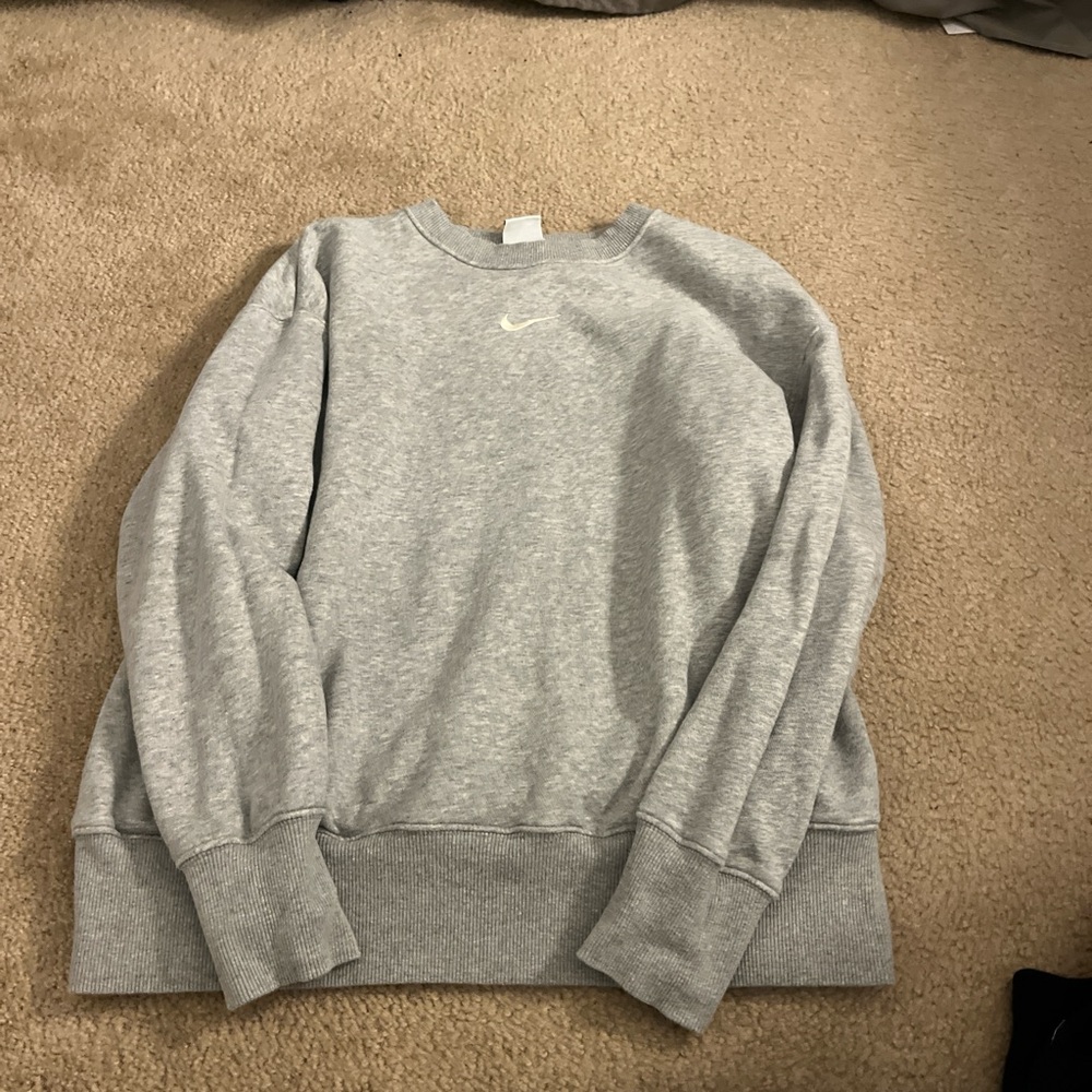 Nike grey crewneck sweatshirt